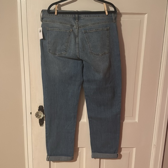 Old Navy NWT Wow Boyfriend Women's Jeans Denim Light Wash Mid Rise Size 10 - Picture 8 of 10